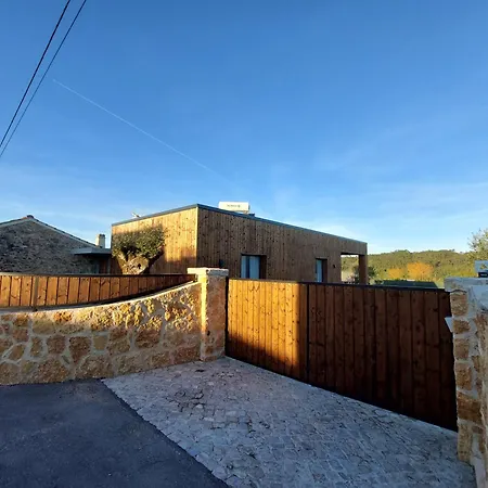 Adega D'aldeia Com Piscina E Jacuzzi Holiday home *