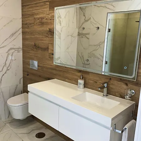 Nyaraló Adega D'aldeia Com Piscina E Jacuzzi Ulmeiro