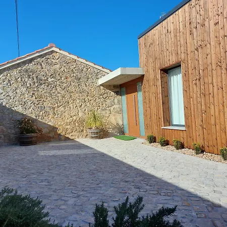 Adega D'aldeia Com Piscina E Jacuzzi * Ulmeiro