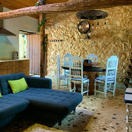 Adega D'aldeia Com Piscina E Jacuzzi Nyaraló *