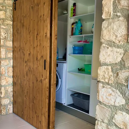 Holiday home Adega D'aldeia Com Piscina E Jacuzzi Ulmeiro