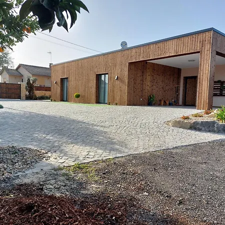 Nyaraló Adega D'aldeia Com Piscina E Jacuzzi Ulmeiro