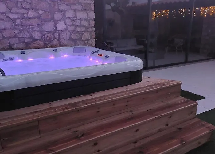 Tatil Evi Adega D'aldeia Com Piscina E Jacuzzi Ulmeiro