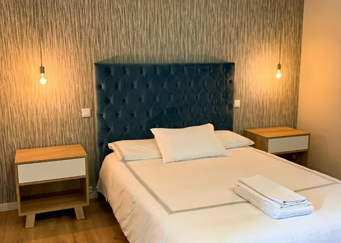 Adega D'aldeia Com Piscina E Jacuzzi Hébergement de vacances